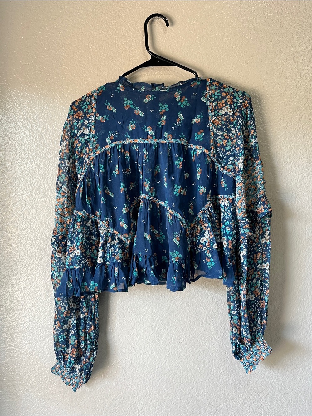 Anthropologie Navy Floral Peasant Blouse with Ruffle Tiers Sz S Boho Vacay - Picture 9 of 10
